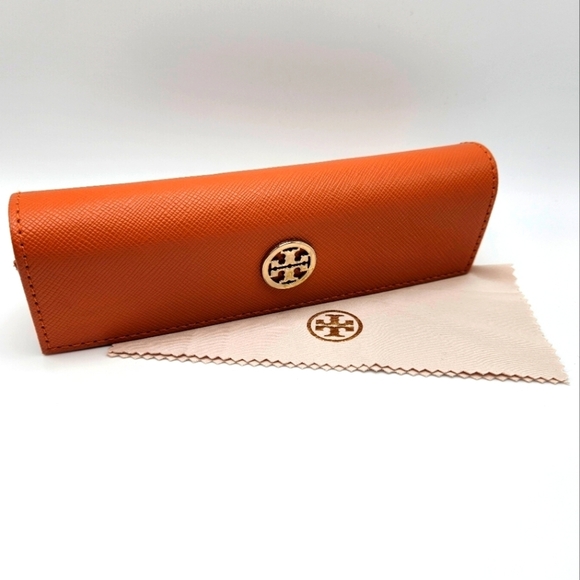 Tory Burch Logo Slim Eyeglasses Case with Cleaning Cloth - Picture 1 of 3